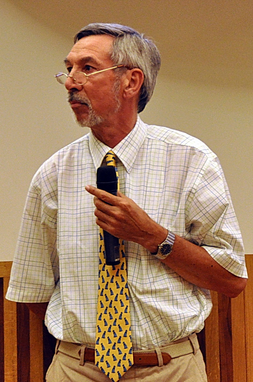 Raymond Betz